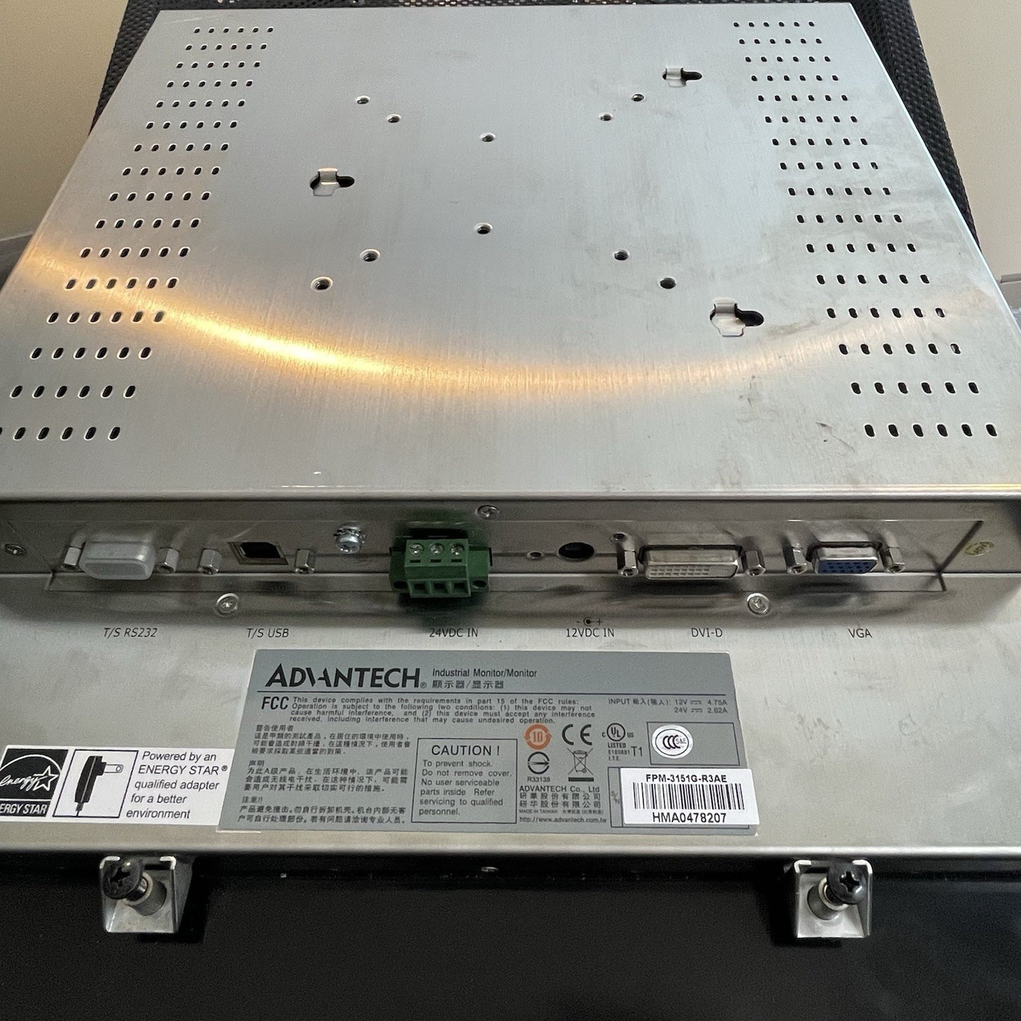 (TESTED) - Advantech FPM-3151G-R3AE Industrial Monitor