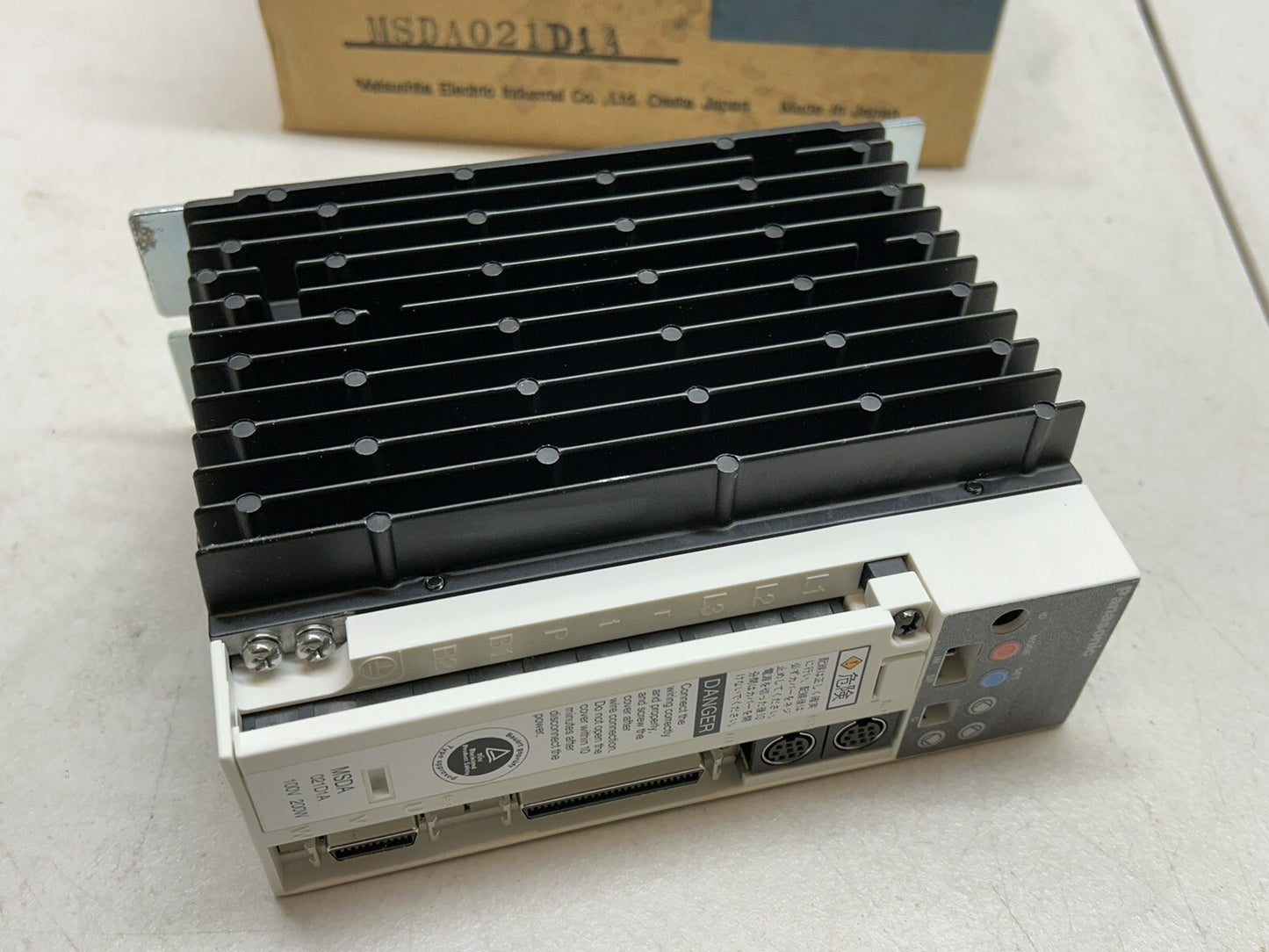 PANASONIC MSDA021D1A / AC SERVO DRIVER 100V 200W / NEW