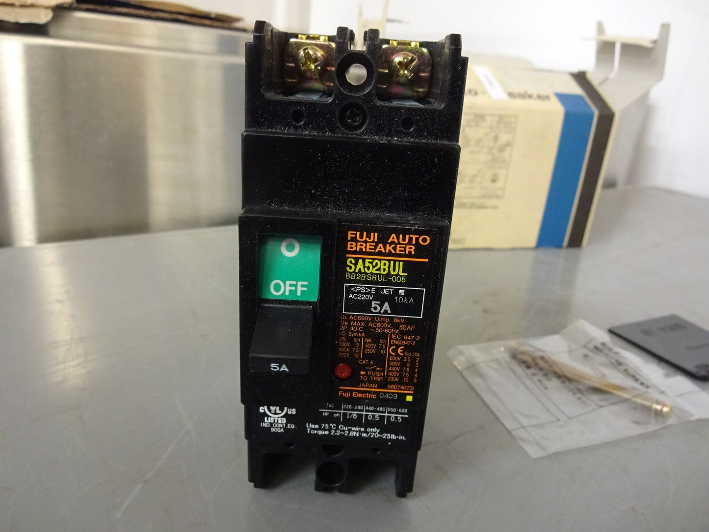 FUJI ELECTRIC SA52BUL / AUTO-BREAKER / BB2BSBUL-005 / 5A 2P AC600V / NEW