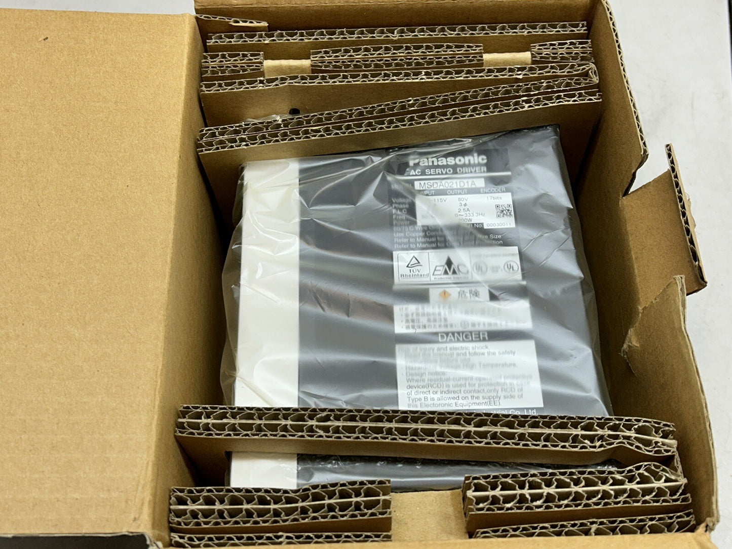 PANASONIC MSDA021D1A / AC SERVO DRIVER 100V 200W / NEW