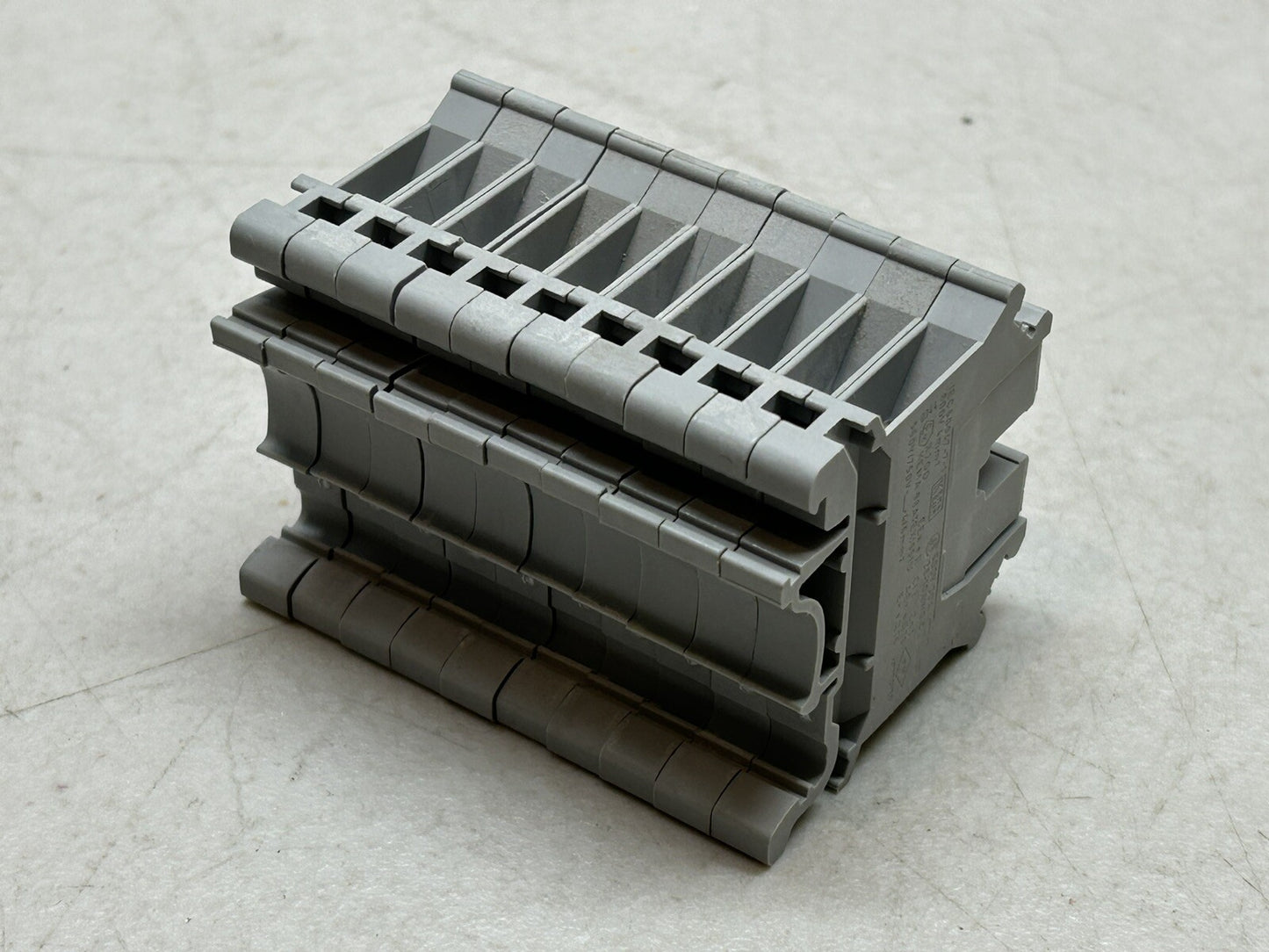 LOT OF 10 PHOENIX CONTACT UK5N DIN MOUNT SINGLE LEVELTERMINAL BLOCKS - GRAY/GREY