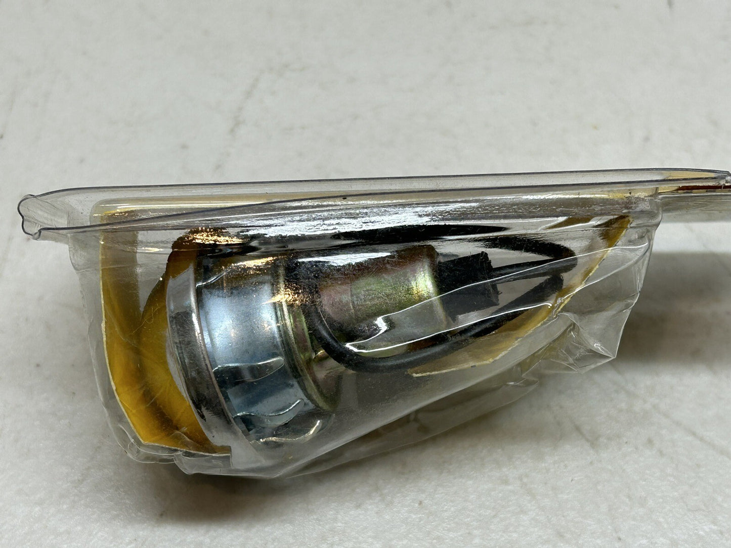 OPTRONICS LP-11CS / LP11CS / TRAILER LICENSE PLATE LIGHT / NEW