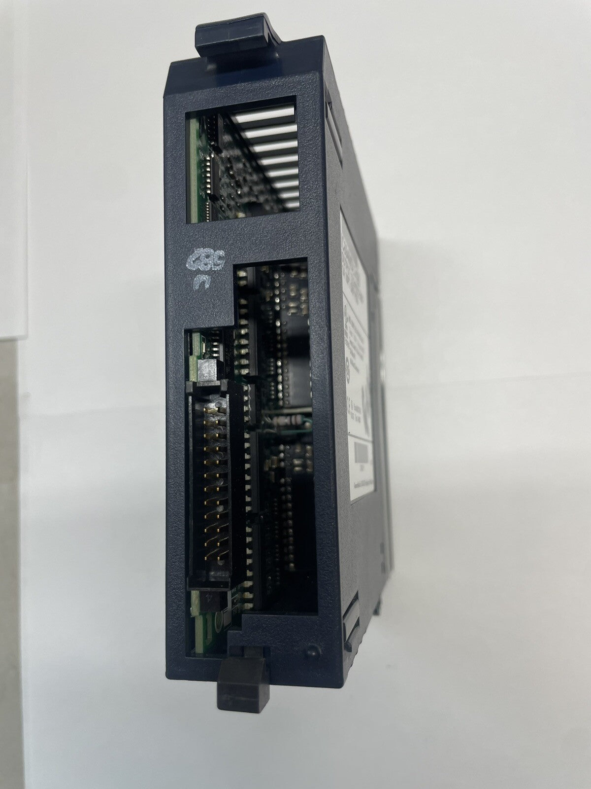 GE Fanuc IC694MDL742B 16-Point 12/24 VDC Output Module RX3i / 90-30