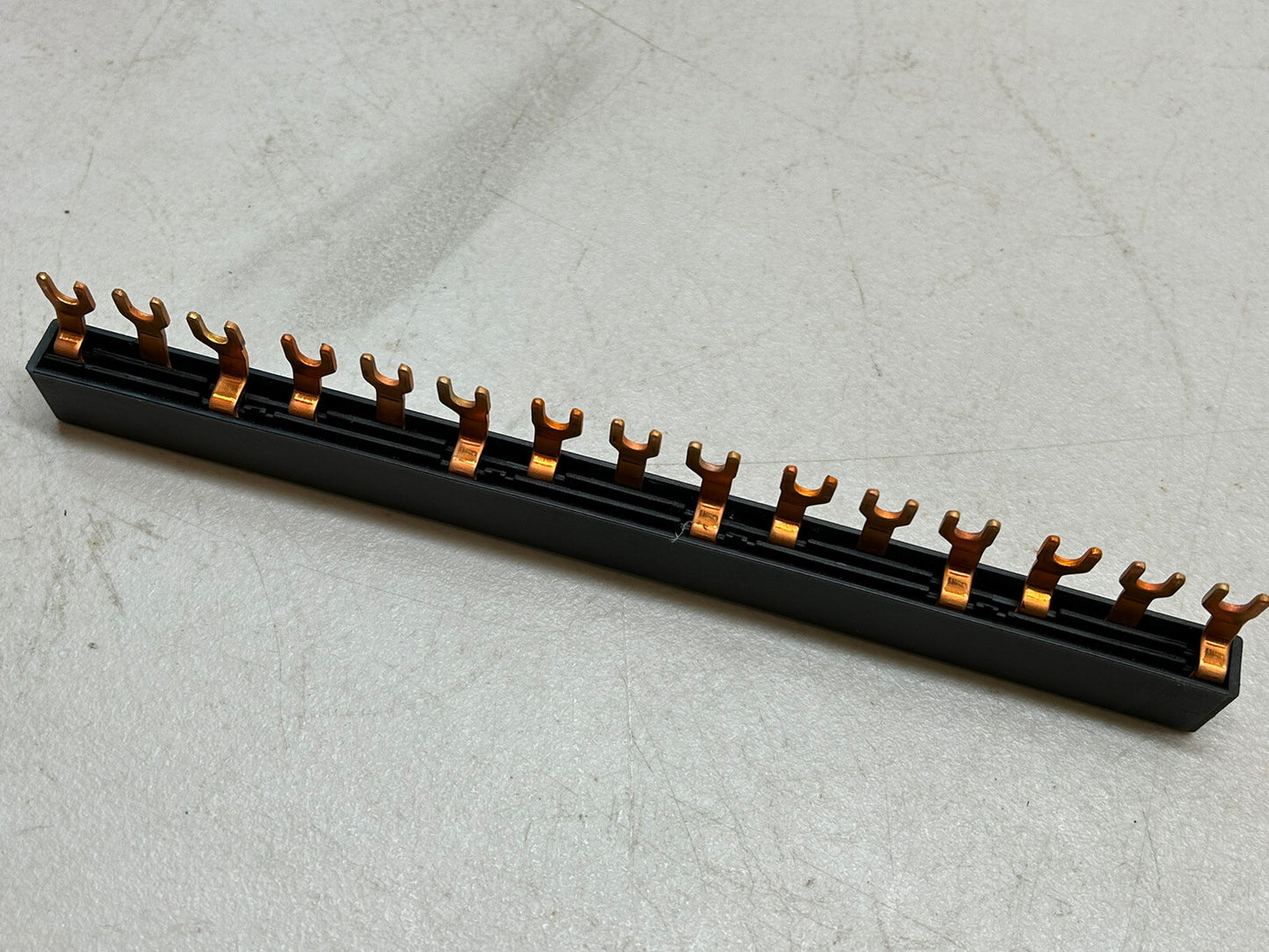 SPRECHER+SCHUH KT7-25-DB-45-5 / COMPACT BUSBAR / 64A 600V FOR KTA/B/C7 - 25S/25H