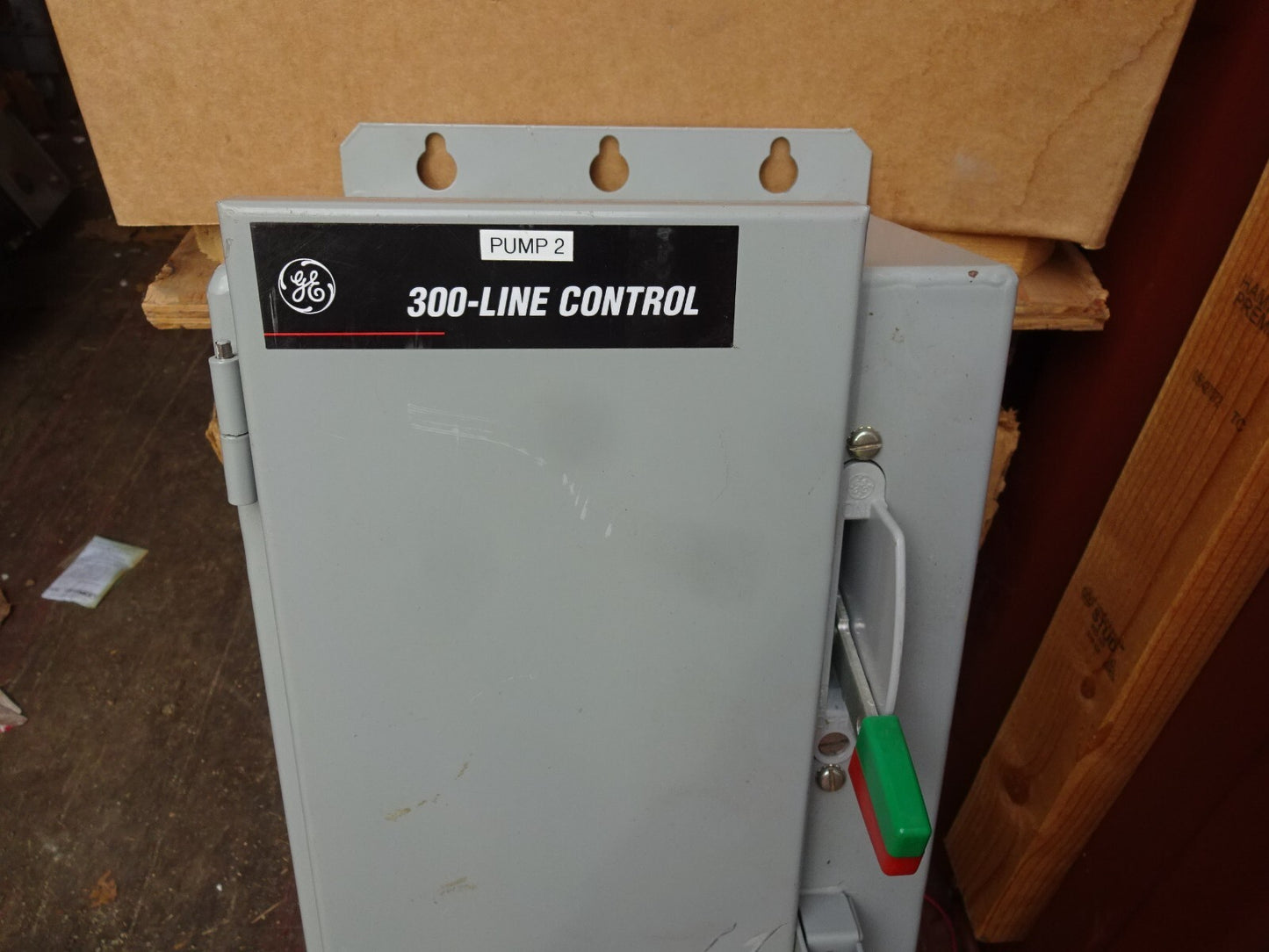GE 300-LINE CONTROL FULLY ENCLOSED NEMA SIZE 1 STARTER / 10 HP 480V / 3R ENCL