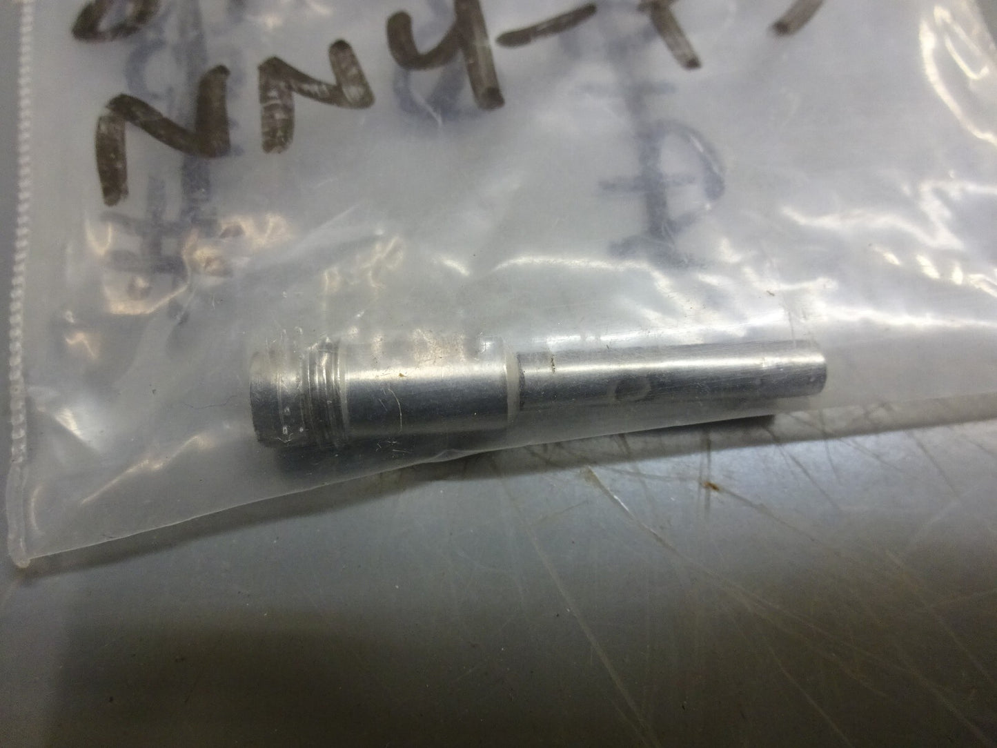 INDUCTIVE PROXIMITY SENSOR SAME AS ALLEN BRADLEY 871C-DM1NN4-P3 B / INPUT