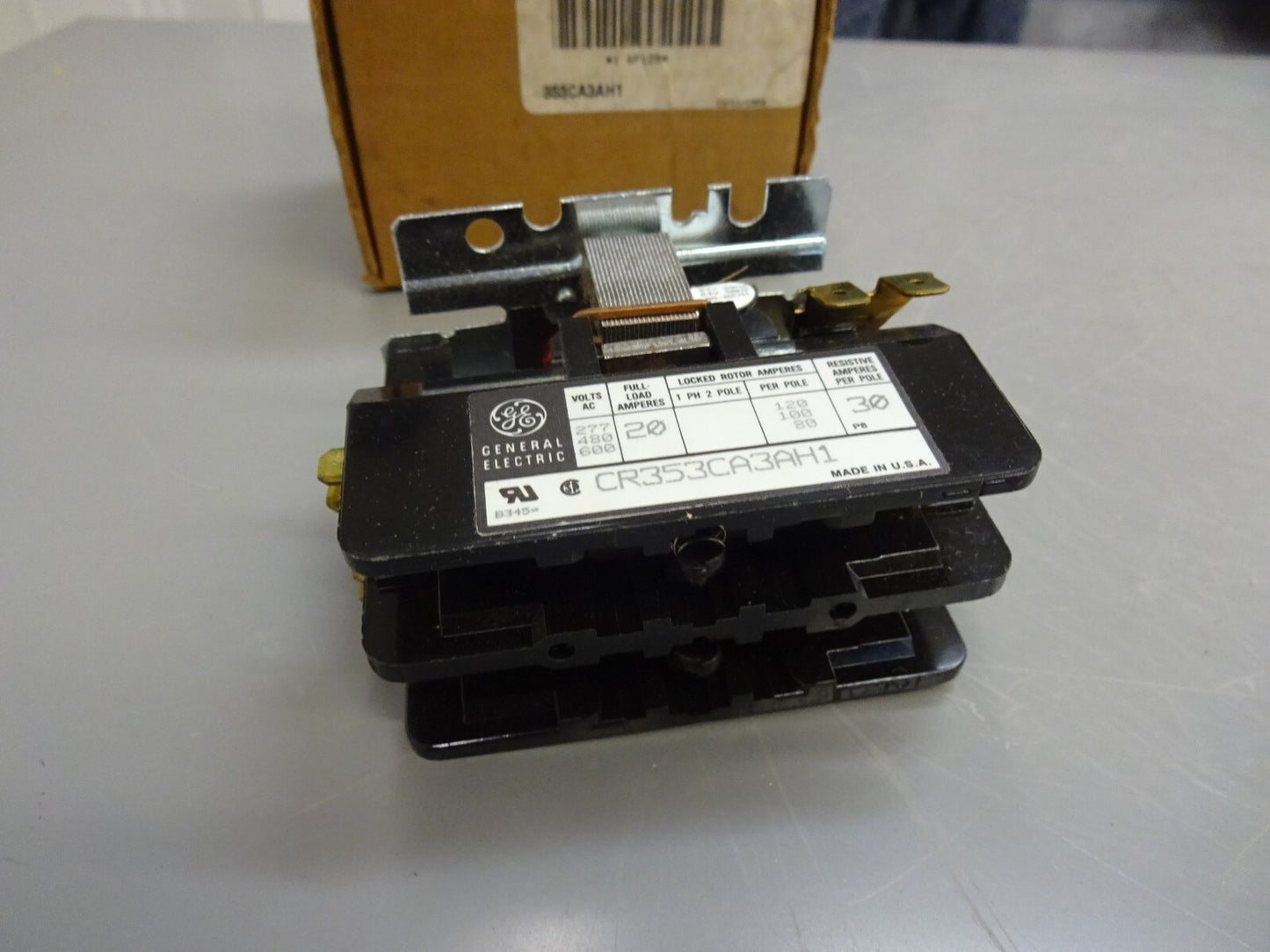 GE CR353CA3AH1 COMPACT CONTACTOR 20A 1 POLE PLUS SHUNTED POLE COIL 24V 50-60HZ