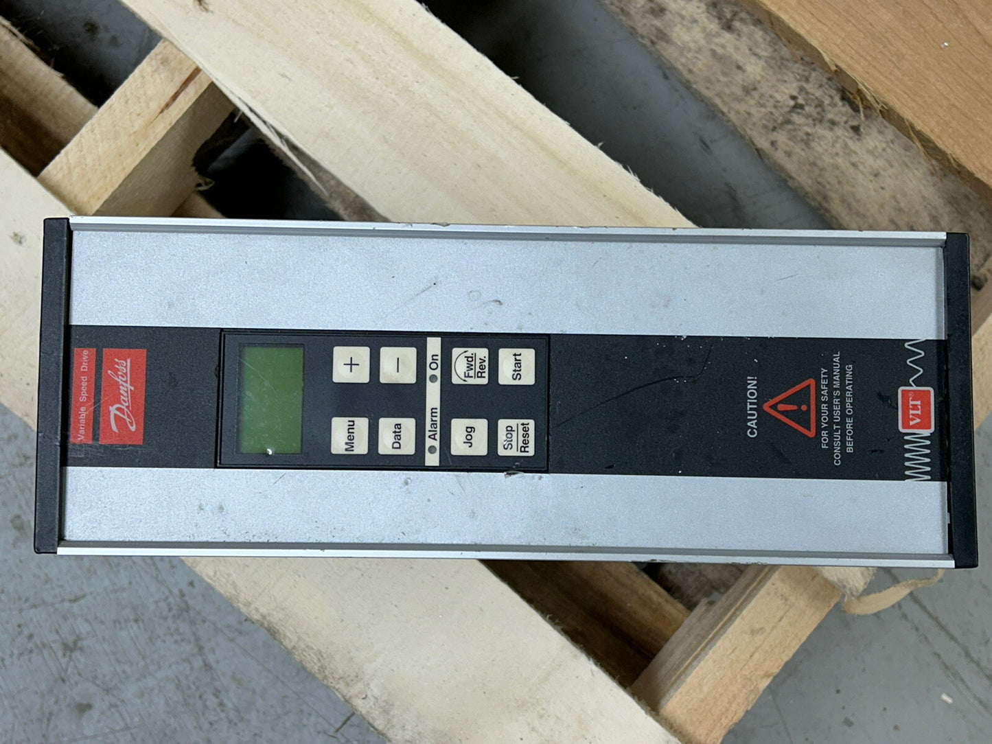 DANFOSS 195H3109 / VARIABLE SPEED DRIVE / VLT TYPE 2040