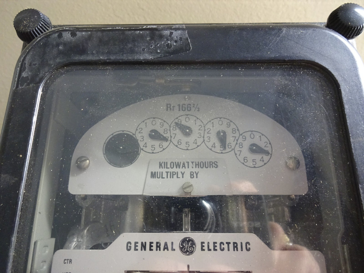 GE 700X63G1 / 2 STATOR WATTHOUR METER / 60HZ / 3 PHASE / DS-63