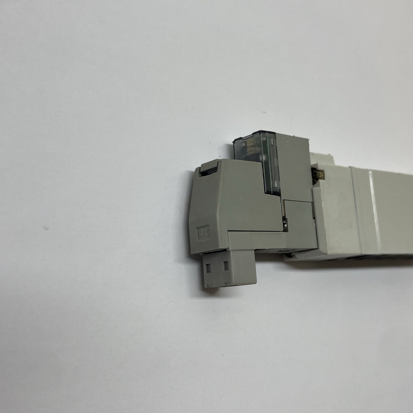 SMC SY5140-5FUD 5-Port Solenoid Valve 24 VDC Base-Mount