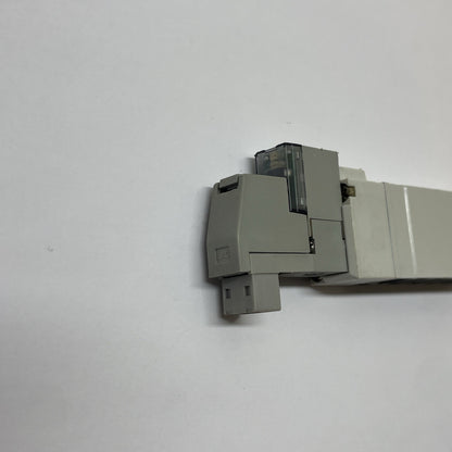 SMC SY5140-5FUD 5-Port Solenoid Valve 24 VDC Base-Mount