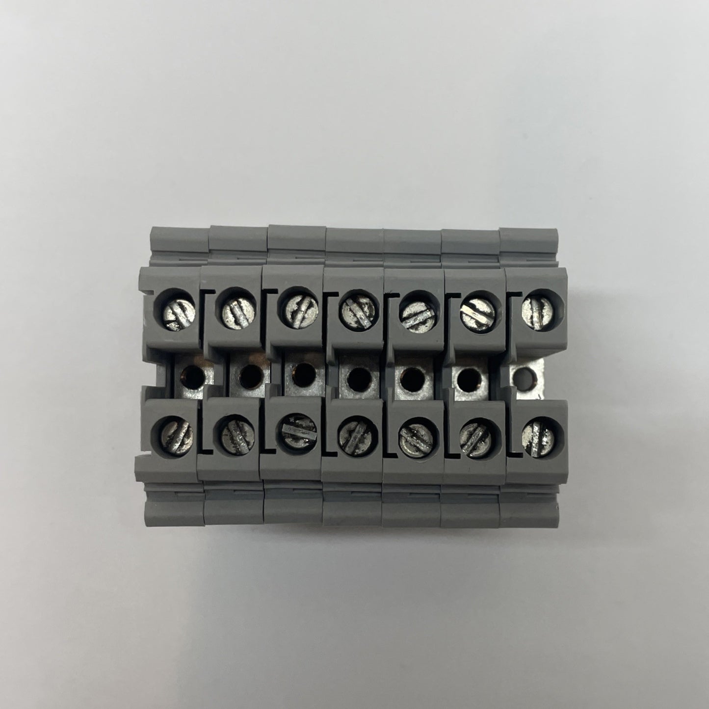(Lot of 7) Phoenix Contact Terminal Block Type UK6N 600V 50A