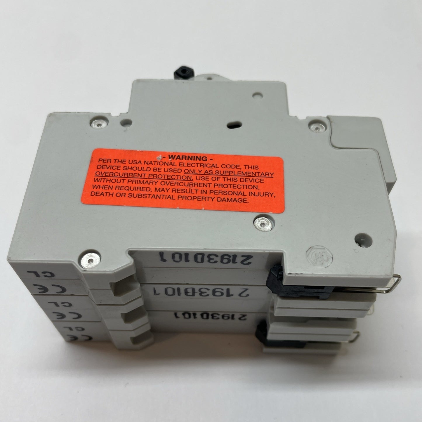 GE V37310 Circuit Breaker 10A 277/480 V 3-Pole