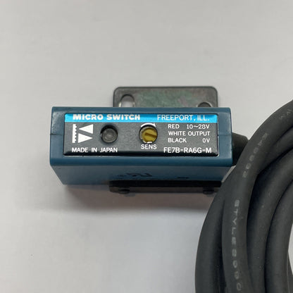 FE7B-RA6G-M / FE7BRA6GM Retroreflective Photoelectric Sensor 10-28 VDC