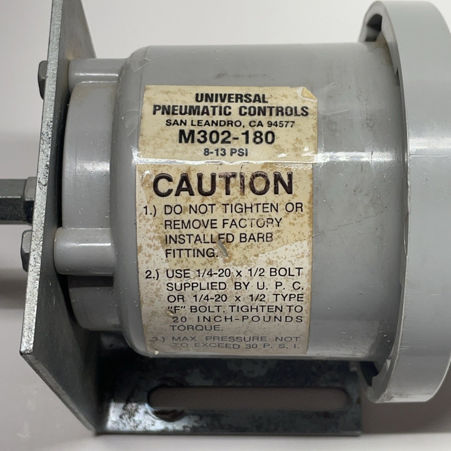 Universal Pneumatic Controls M302-180 Pneumatic Actuator