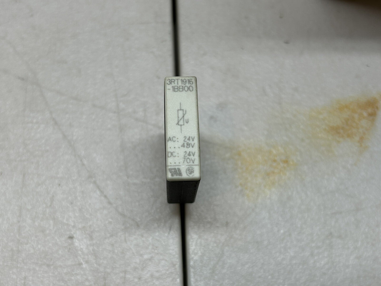 SIEMENS 3RT1916-1BB00 SURGE SUPPRESSOR / ONE UNIT