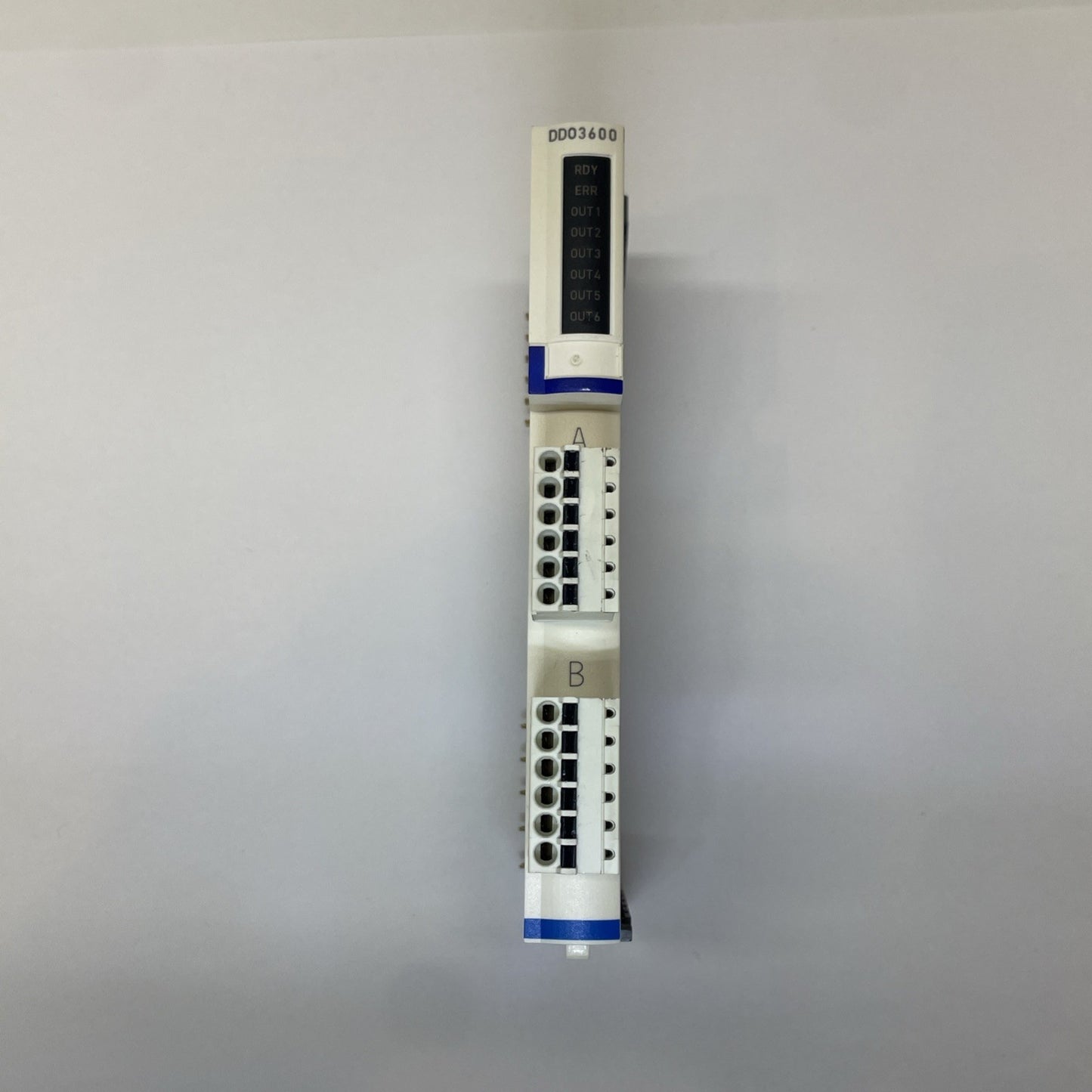 Schneider STBDDO3600 Digital Output Module 24VDC 6Pt Source w/ STB XBA 1000 BASE