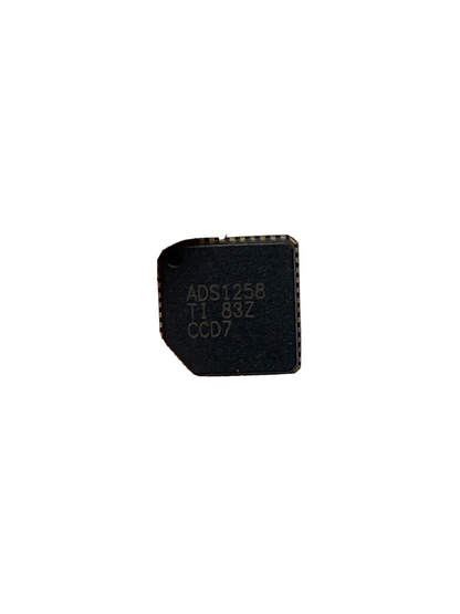 ADS1258TI ADS1258 TI 83Z CCD7 / ADS1258TI83ZCCD7 / LOT OF 4 / NEW