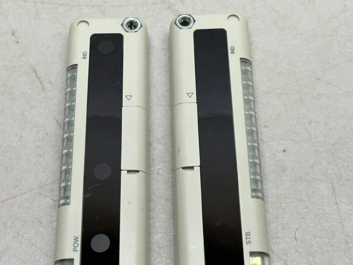 SUNX NA1-PK5 / NA1-PK5D AND NA1-PK5P AREA SENSORS / SET OF 2 USED AS SAMPLES