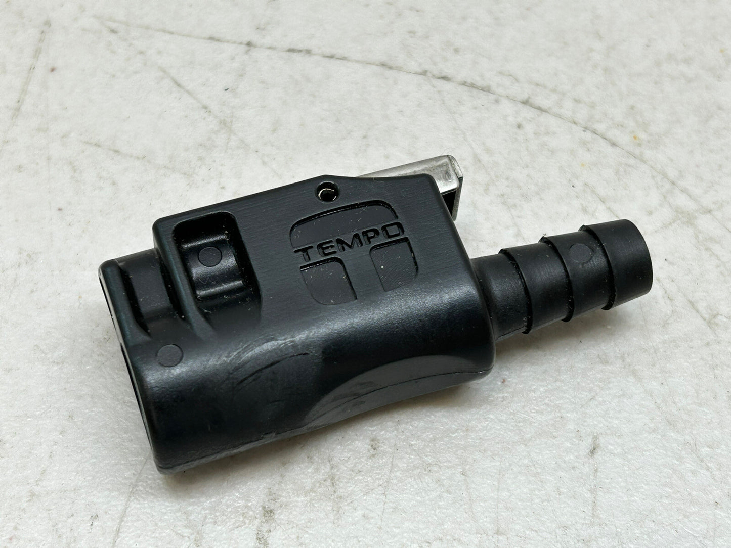 TEMPO 240061 / 482MFC / TANK CONNECTOR FEMALE 3/8" BARB OEM 22-13563A7 / NEW