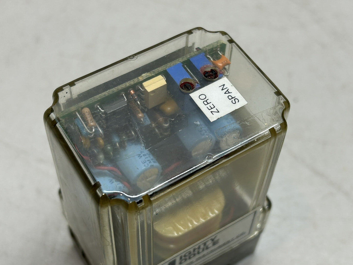 WILKERSON MIGHTY MODULE MM4300 WITH DAYTEN BASE 90130C-E