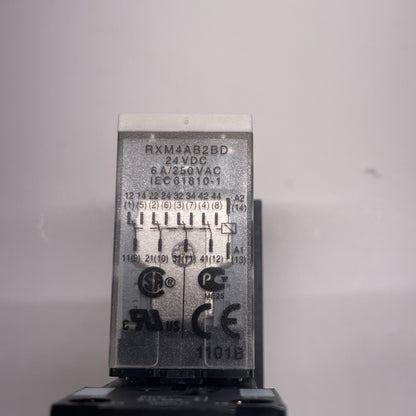 Schneider RXZE2S114M 250VAC 10A Relay Base w/ RXM4AB2BD Relay
