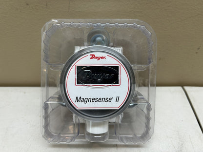 DWYER MS2-W102-LCD-NIST / MAGNESENSE II DIFFERENTIAL PRESSURE TRANSMITTER / NEW