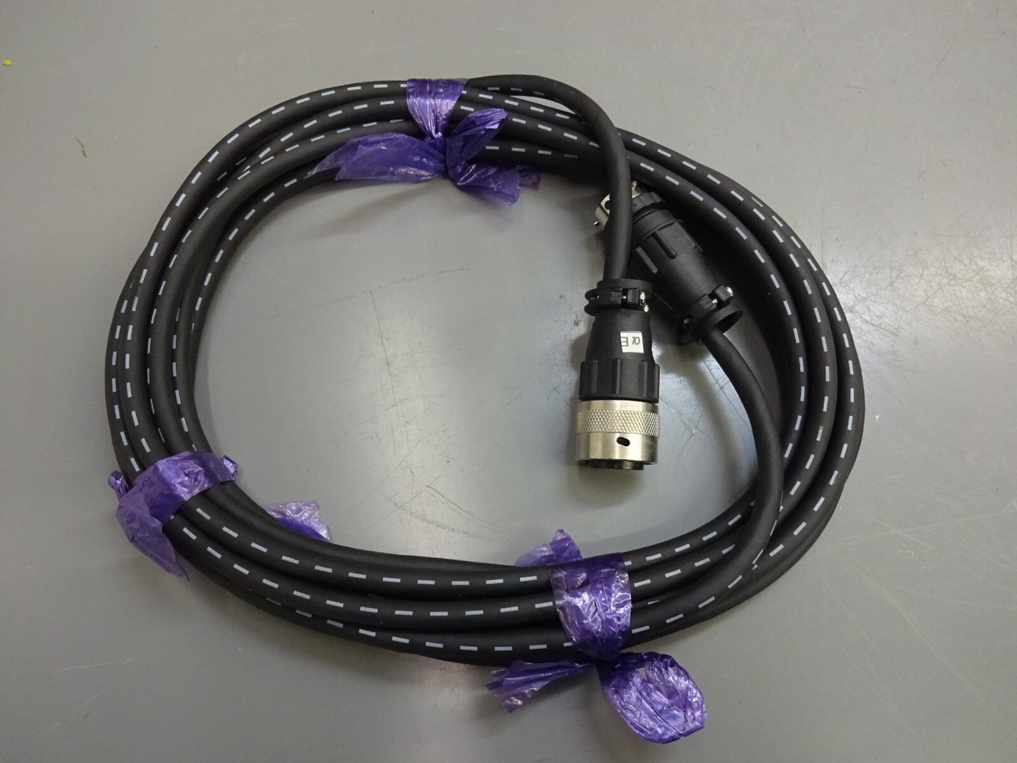 NISSEI HIFLON E56198-V AWM 2568 VW-1105C 600V 4 PIN AND 11 PIN CABLE / LOT  OF 2
