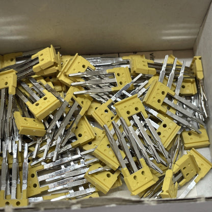 Lot of 59 Allen Bradley 1492-CJL4-3 Screwless 3-Pole Plug-In Center Jumpers 4mm