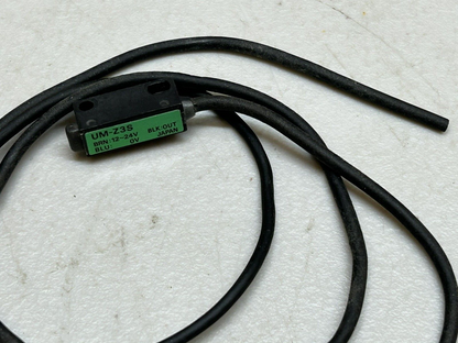 TAKEX UM-Z3S / EMBEDDED AMPLIFIER PHOTO SENSOR 12-24V