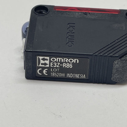 1pc OMRON E3Z-R86 Photoelectric Switch Sensor E3ZR86