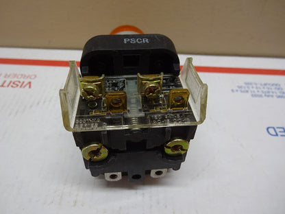 ALLEN BRADLEY 800T-PBL16A / PUSH BUTTON SWITCH / SERIES T / AMBER