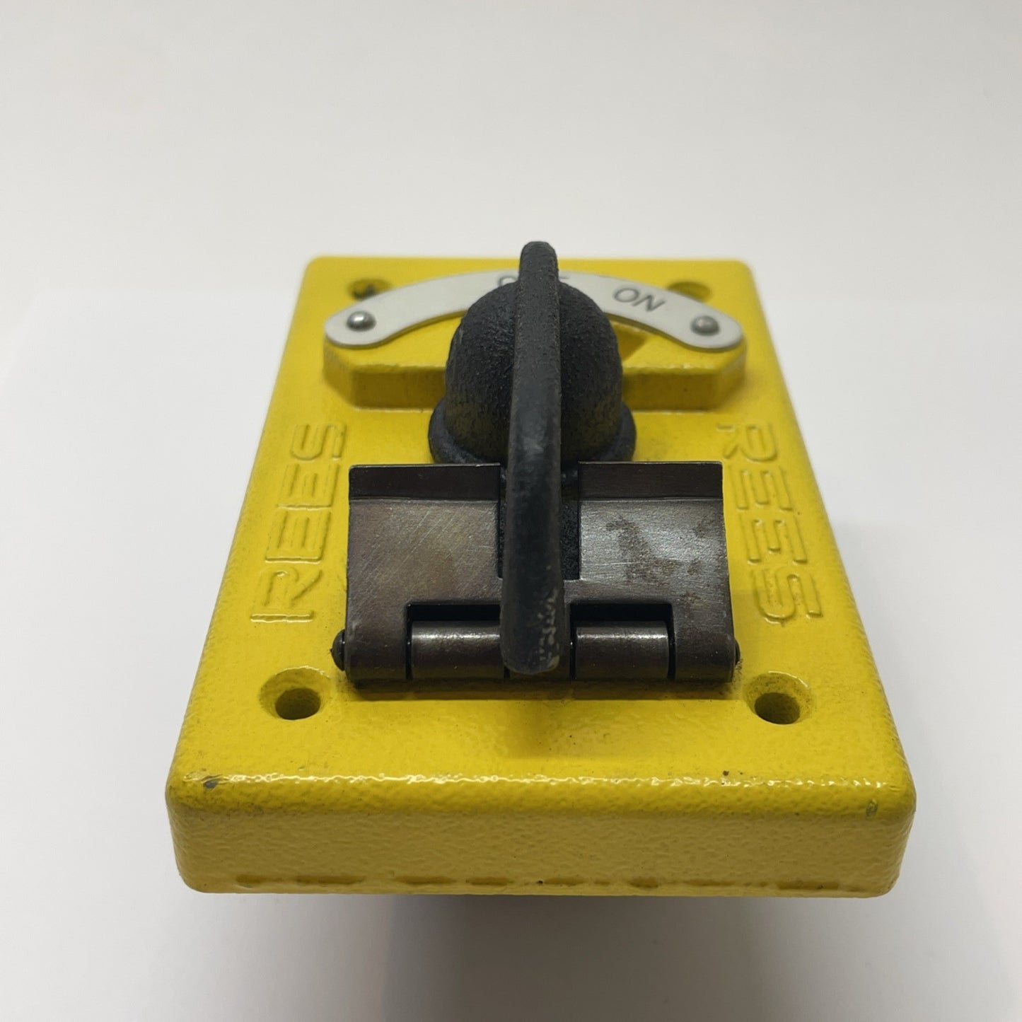 NEW REES 04910-000 ROTARY CONTACT SELECTOR 16A 13HP 600V