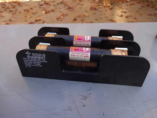 GOULD SHAWMUT 60302 FUSE HOLDER WITH 2 FUSETRON FRS-R-15 / 600V FUSES