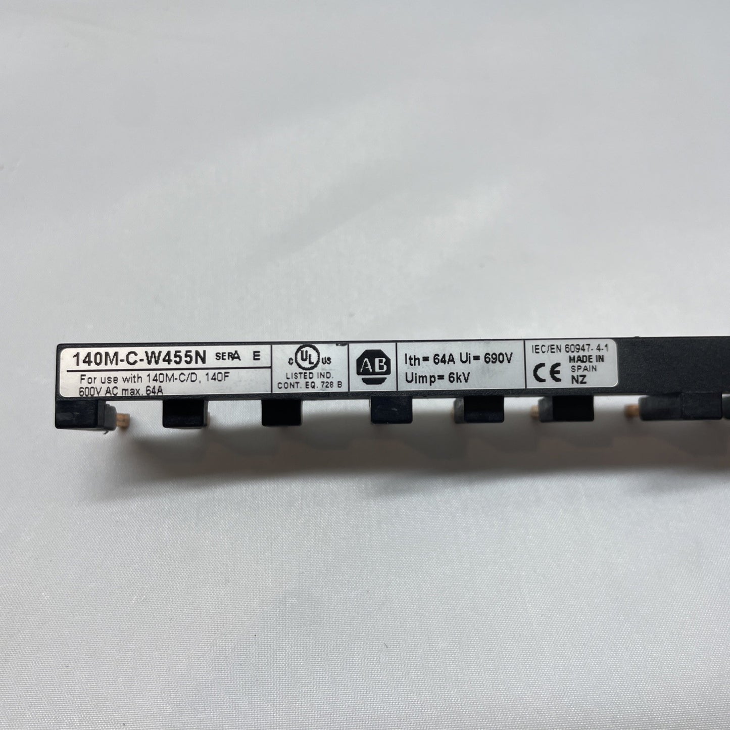 ALLEN-BRADLEY 140M-C-W455N COMPACT BUS BAR USE W/ 140M-C/D
