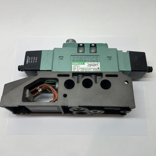 NUMATICS IS05599/11, SOLENOID VALVE  110-120VAC .06A 124BB415LP15G30 (150psi)