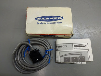 BANNER ENGINEERING 26073 / SE61E / ECONO-BEAM SENSOR / NEW