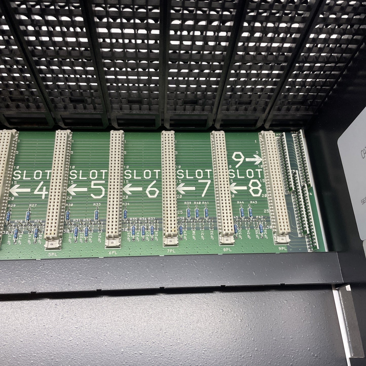 GE FANUC IC697CHS790G 9-SLOT REAR MOUNT SERIES 70-90