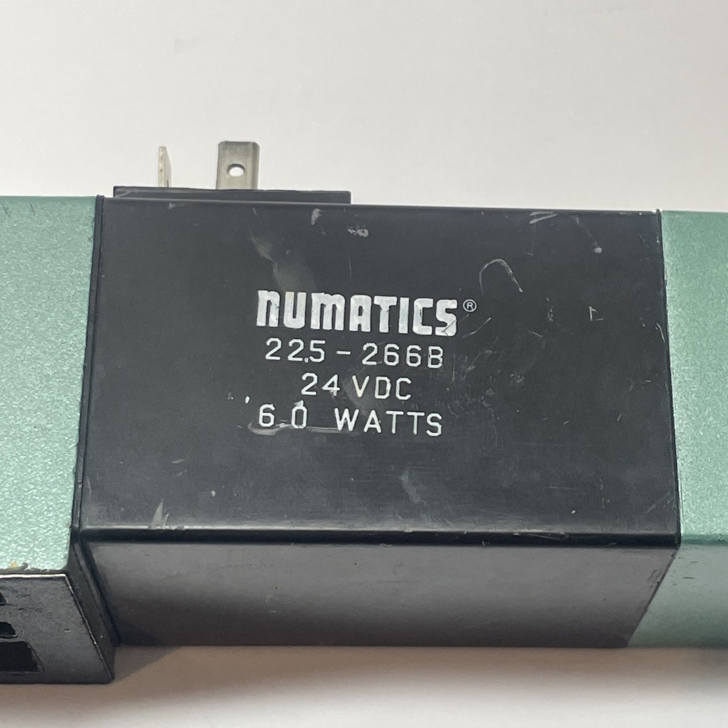 Numatics 152SS6314000061 Double Solenoid Valve 152SS6004000061 (24VDC, 6.0W)