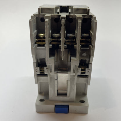Cutler Hammer CE15BNS3 3-Pole Contactor 10A 600VAC Coil Motor Control