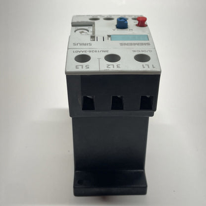 Siemens Sirius 3RU1126-4CB0 / 3ZX1012-0RU11-1AA1 Overload Relay w/ 3RU1926-3AA01