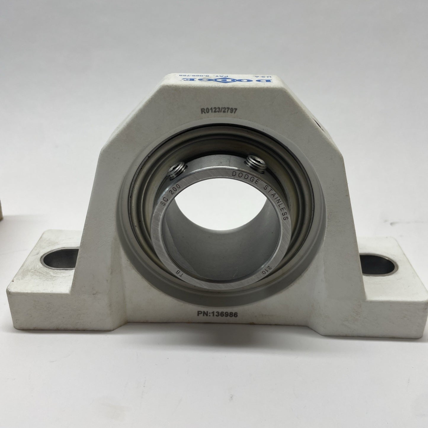 Dodge P2B-SCEZ-200-PSS 2″ Bore E-Z-Kleen Pillow Block Ball Bearing Unit 136986