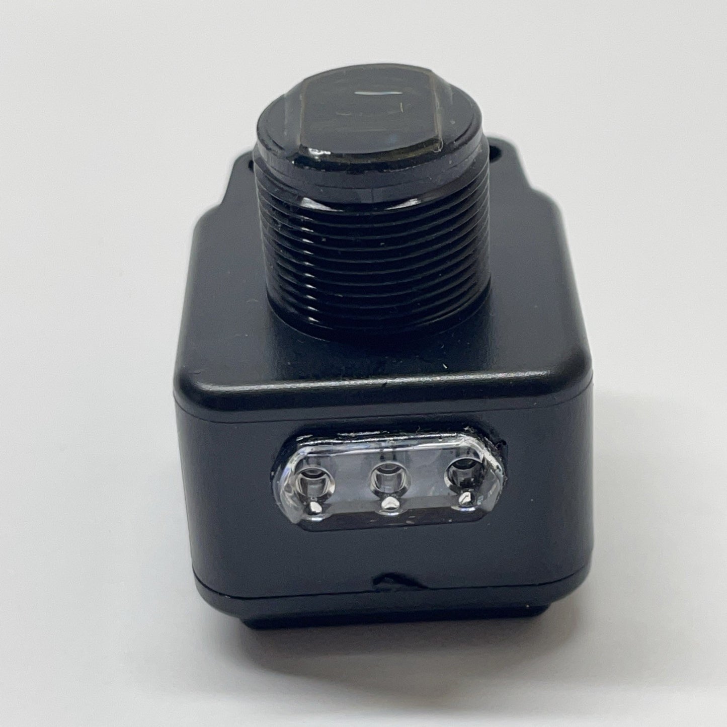Eaton E65-SMPR3-GLD Photoelectric Sensor Polarized Retroreflective 3M Range