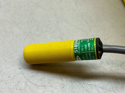 BANNER S18SN6FF100 / 29086 EZ-BEAM PHOTOELECTRIC SENSOR SWITCH USED AS DEMO ONLY