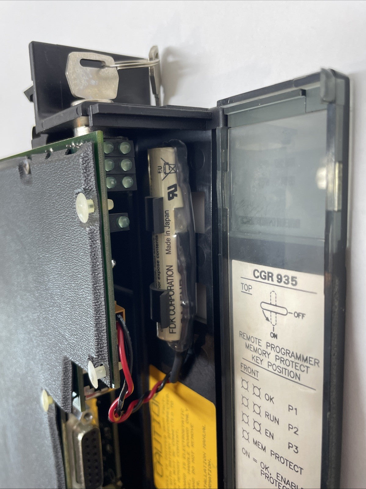 FANUC IC697CGR935-CB CENTRAL PROCESSOR UNIT (W/ KEYS) CGR935 WITH 1 MEG MEMORY