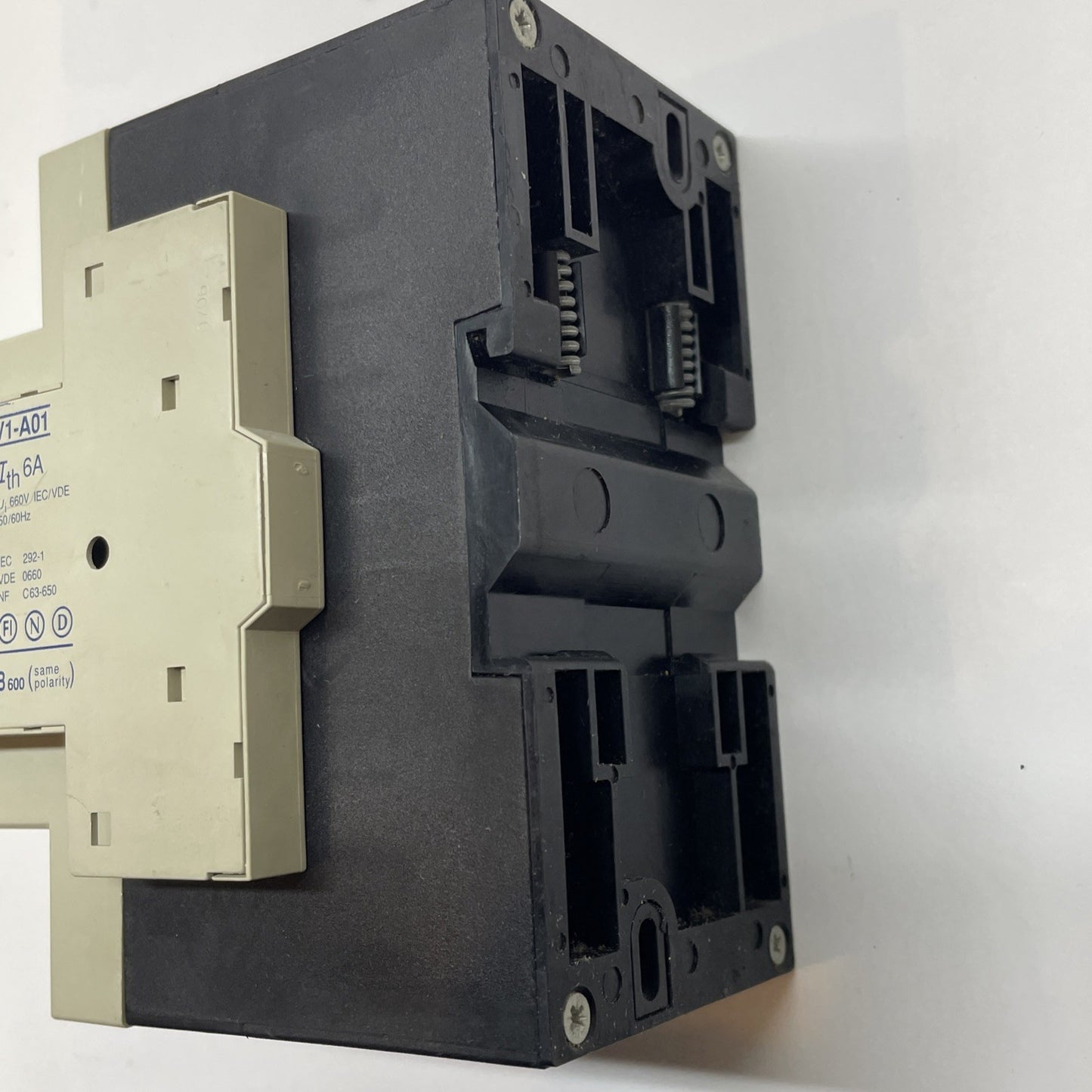 GV3-M25 Telemecanique Motor Starter 16-25A GV3 Manual Motor Protector w/ GV1-A01