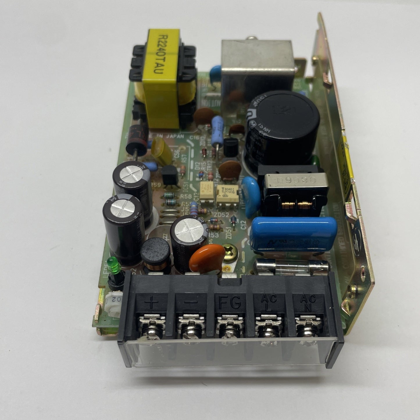 ELCO POWER SUPPLY R25-24, 85-132V AC 0.70Amax 47-440HZ 24V1.1A