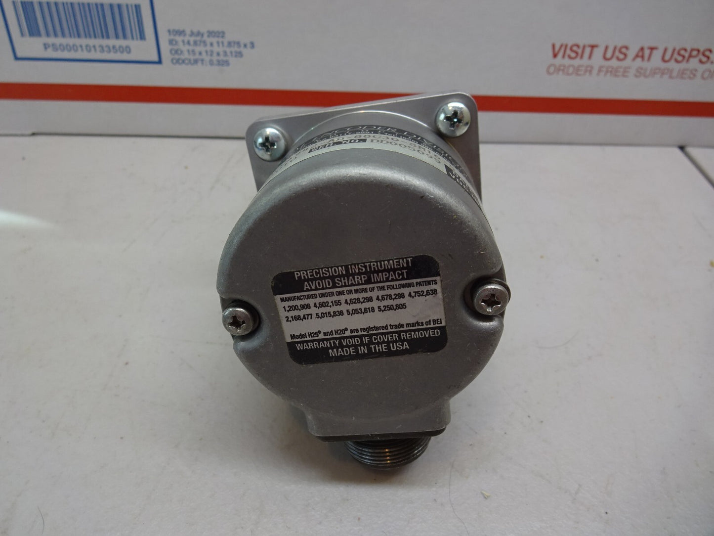 BEI 0924-01024-010 / INDUSTRIAL ENCODER / H25D-SS-500-AB-88C30-SM16-S