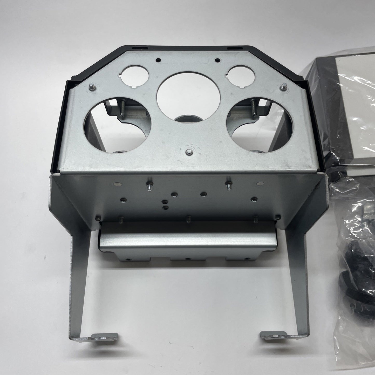 ABB 3AXD50000011387B Conduit Box Kit ACS880 R5