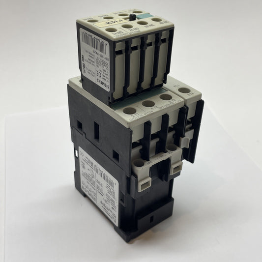 Siemens Sirius 3RT1325-1B, Motor Contactor w/ 3RH1921-1FA22 Contactor